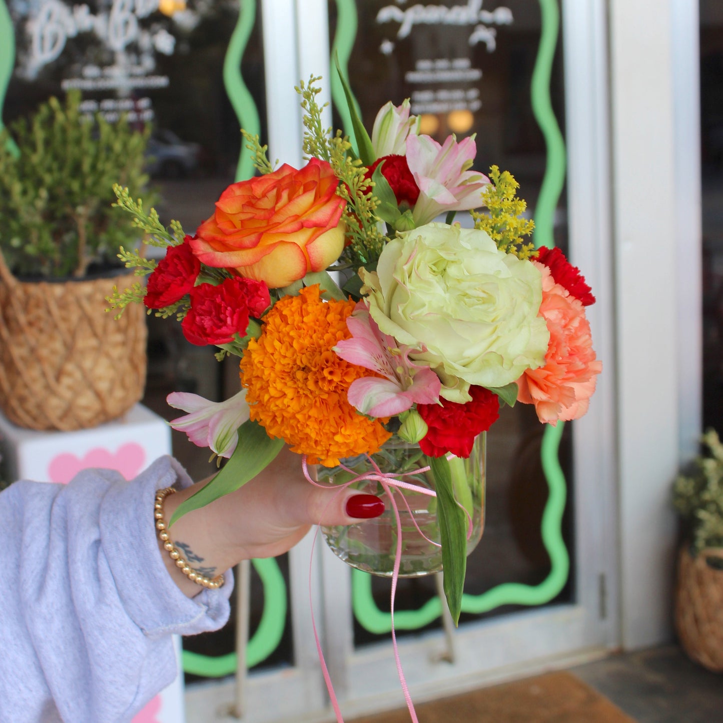 Little Happy Arrangement